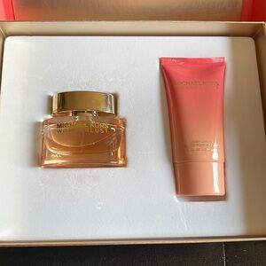 MICHAEL KORS Wonderlust Eau De Parfum 3.7 oz and body lotion set perfume gift